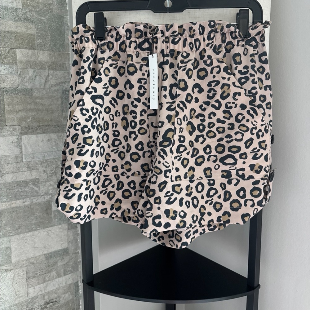Leopard Print Women's Shorts Sanctuary leopard Island shorts size large